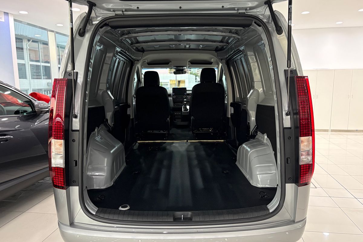 2024 Hyundai STARIA LOAD US4.V3