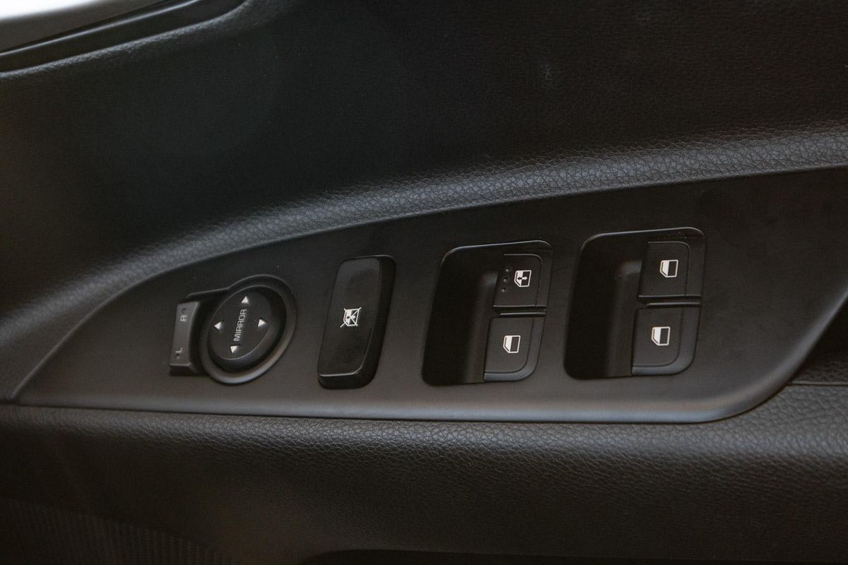 2023 Kia Rio S YB