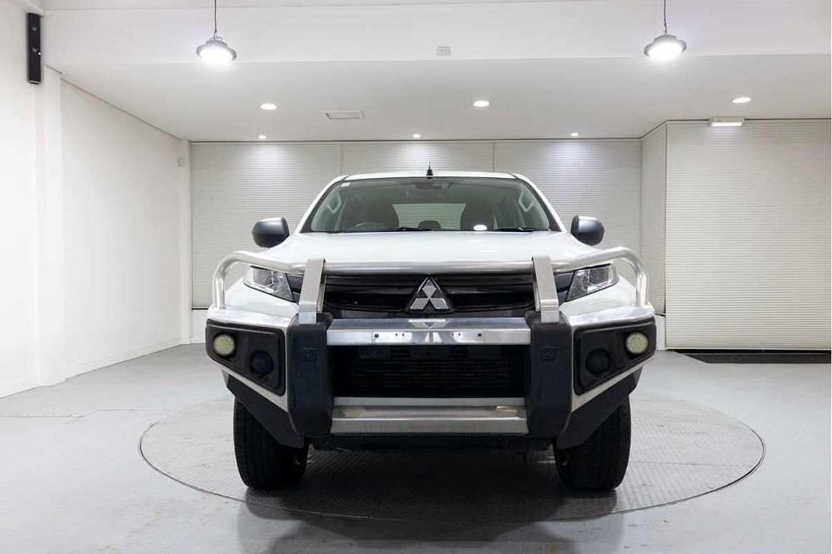 2019 Mitsubishi Triton GLX+ MR 4X4