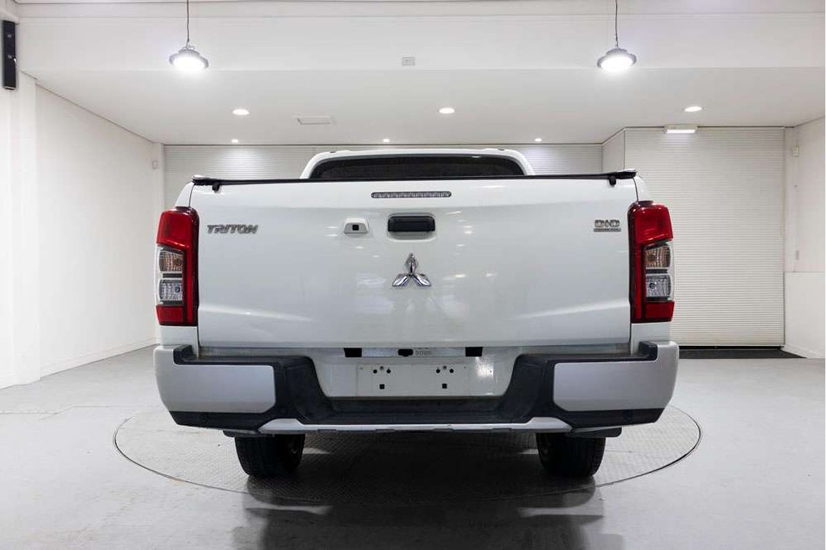 2019 Mitsubishi Triton GLX+ MR 4X4