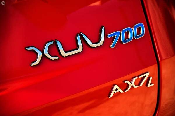 2025 Mahindra XUV700 AX7L