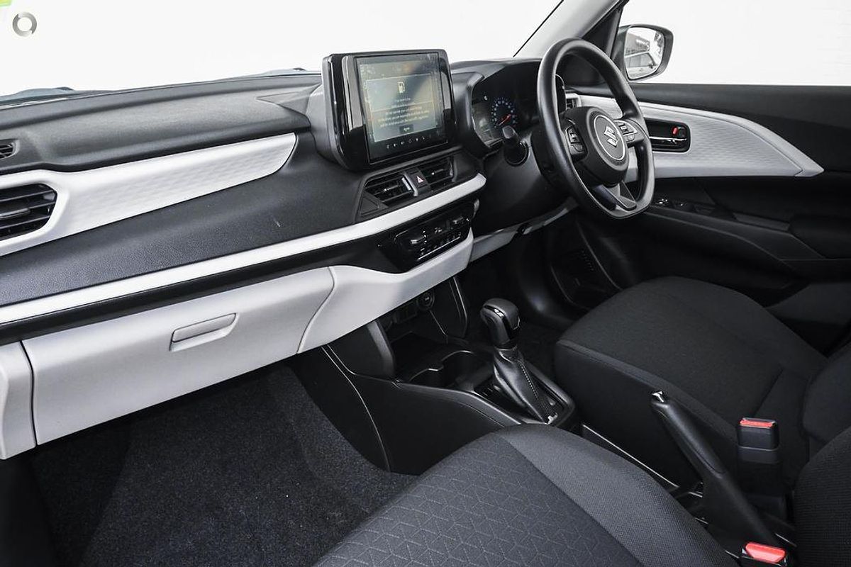 2024 Suzuki Swift Hybrid UZ