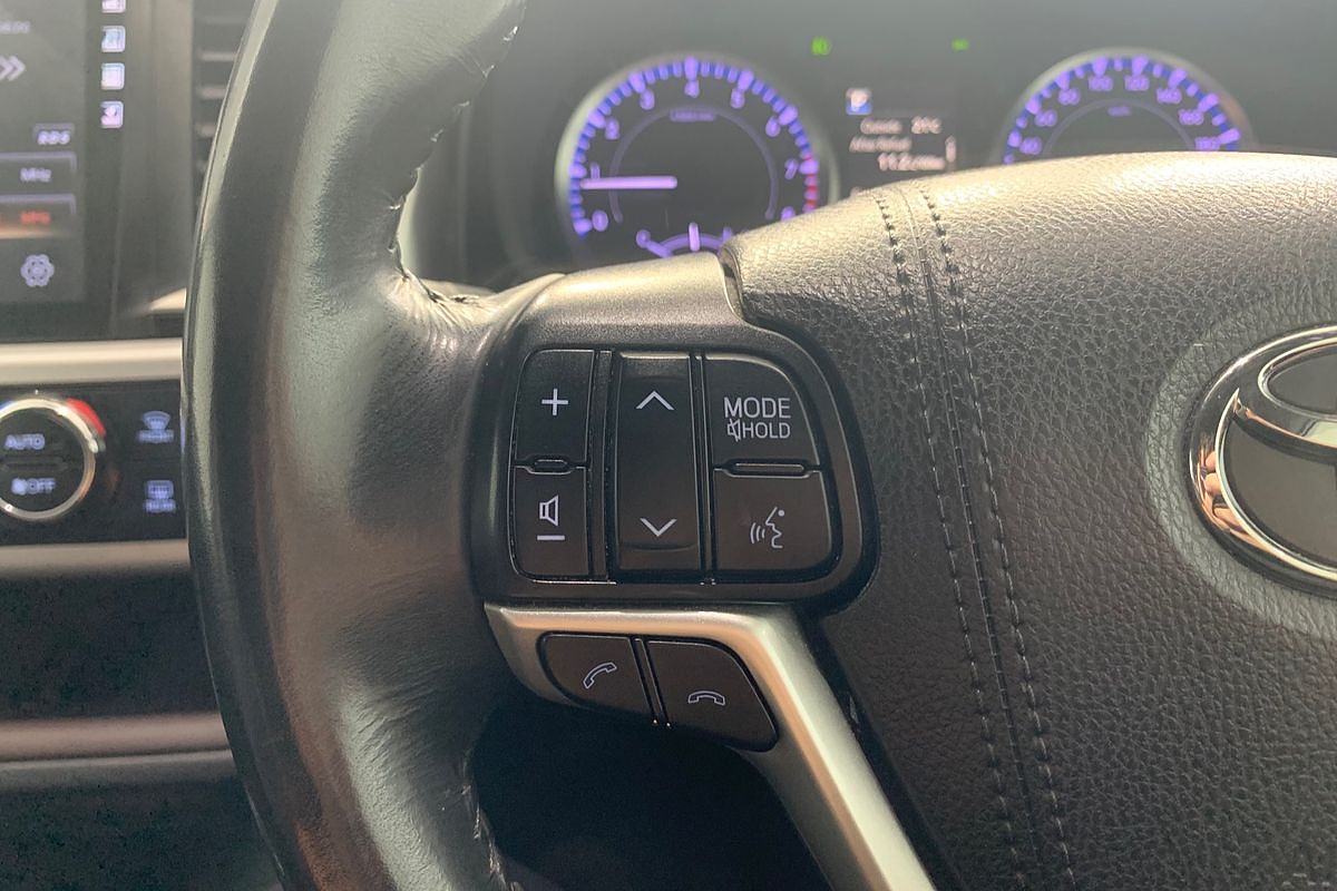 2019 Toyota Kluger Black Edition GSU55R