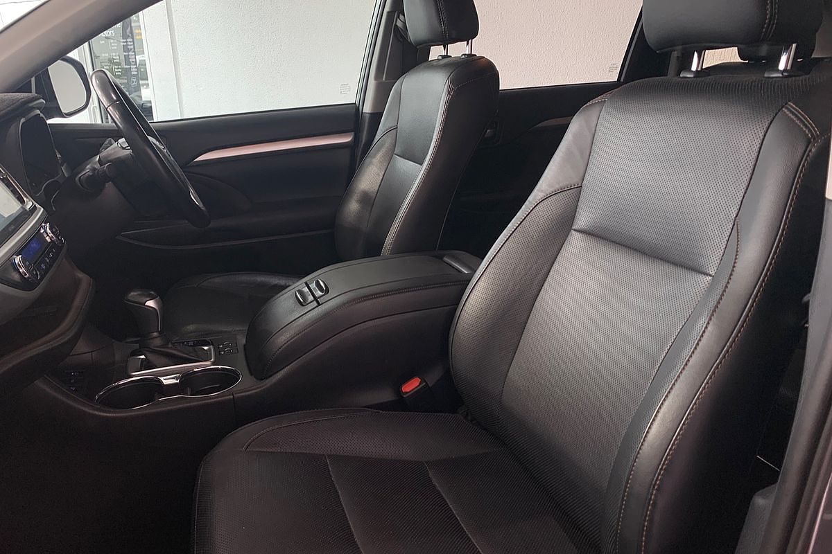 2019 Toyota Kluger Black Edition GSU55R