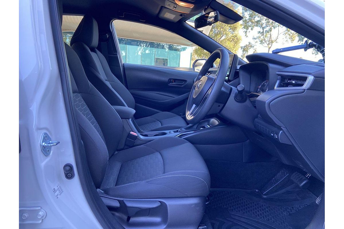 2022 Toyota Corolla Ascent Sport Hybrid ZWE211R