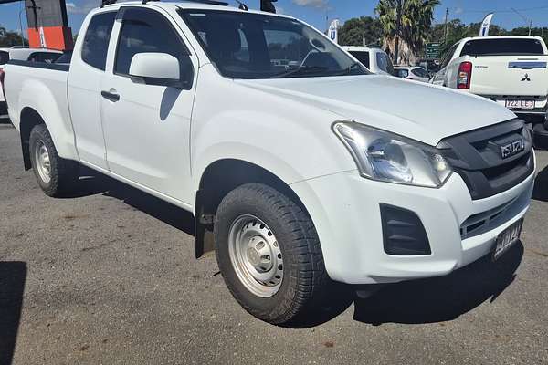 2019 Isuzu D-MAX SX High Ride Rear Wheel Drive