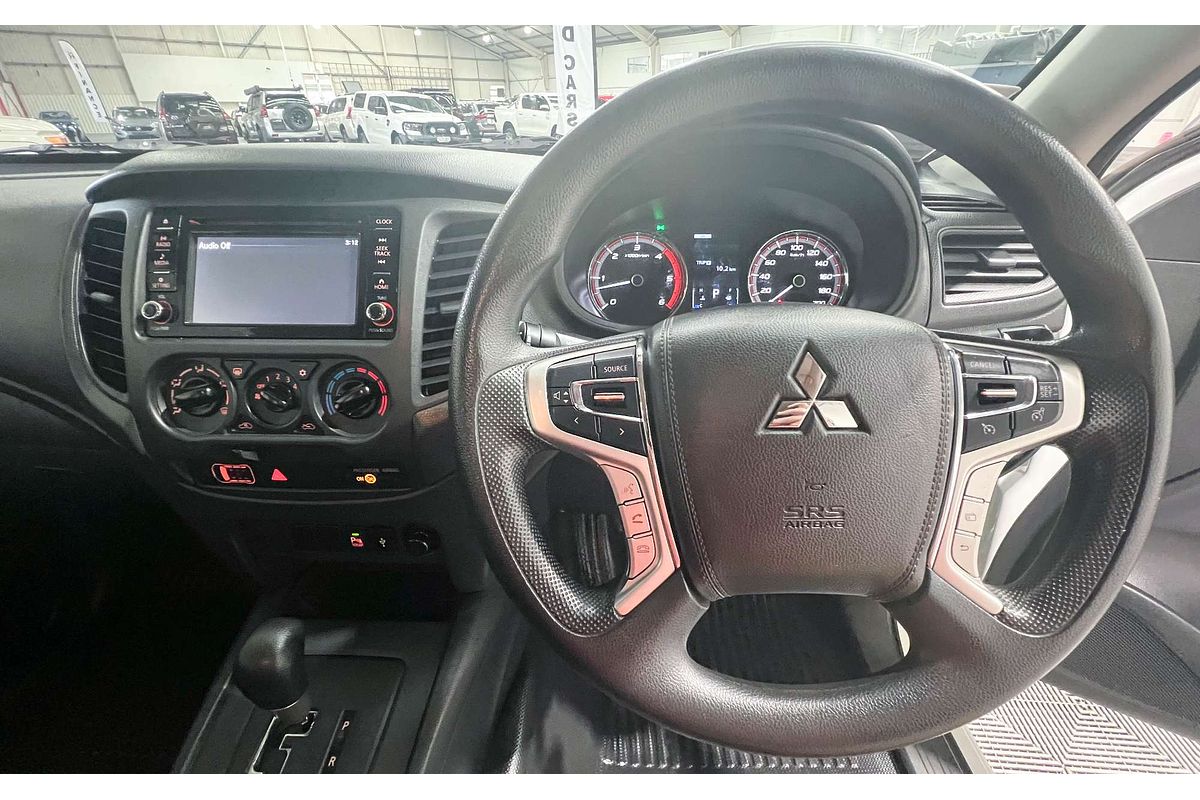 2019 Mitsubishi Triton GLX MR 4X4