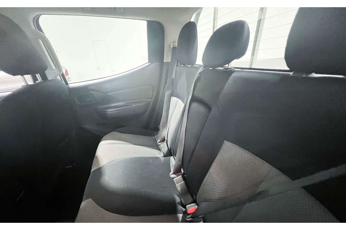 2019 Mitsubishi Triton GLX MR 4X4