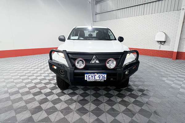 2019 Mitsubishi Triton GLX MR 4X4