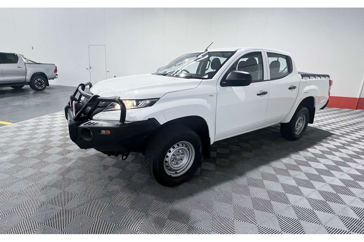 2019 Mitsubishi Triton GLX MR 4X4