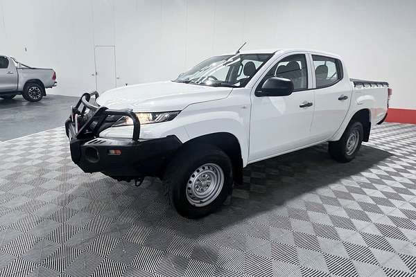 2019 Mitsubishi Triton GLX MR 4X4
