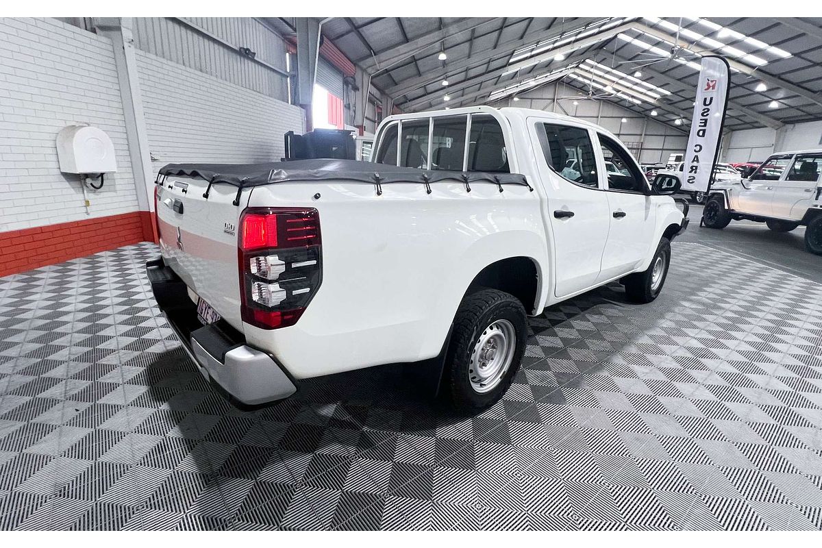 2019 Mitsubishi Triton GLX MR 4X4