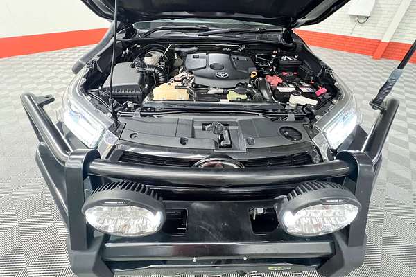2020 Toyota Hilux SR5 GUN126R 4X4
