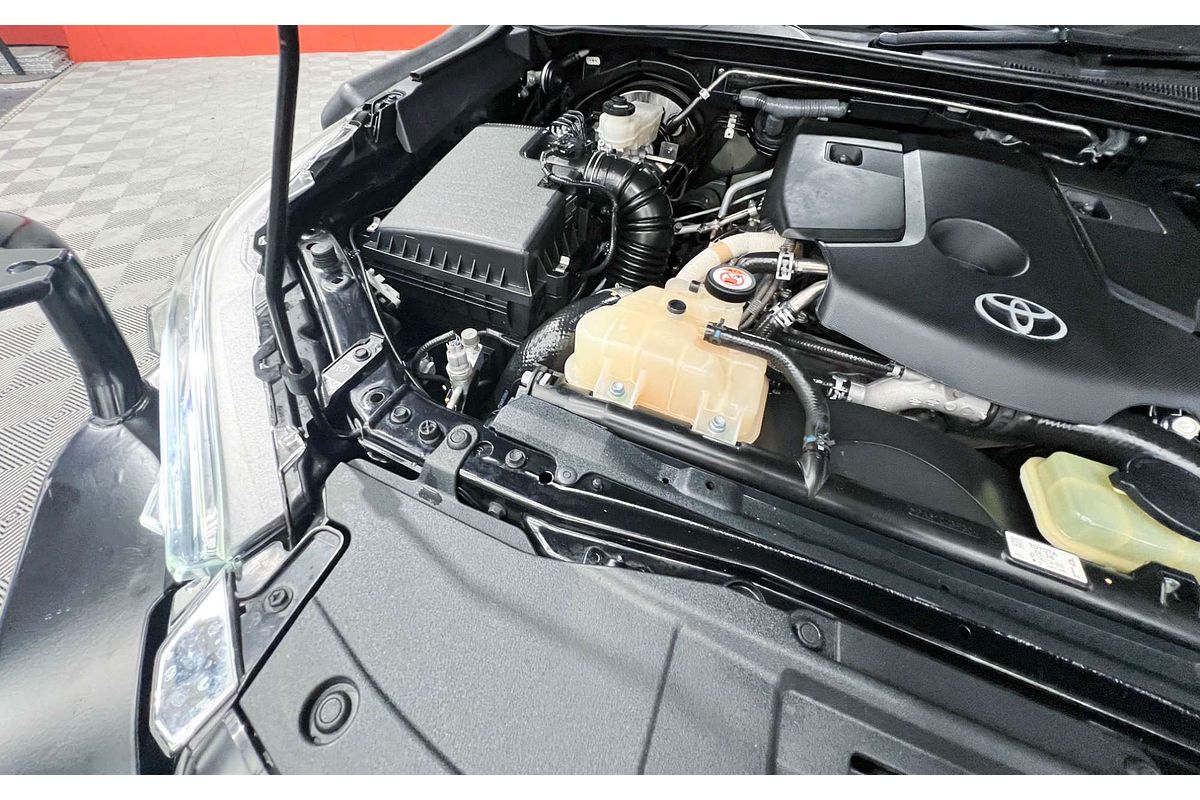 2020 Toyota Hilux SR5 GUN126R 4X4