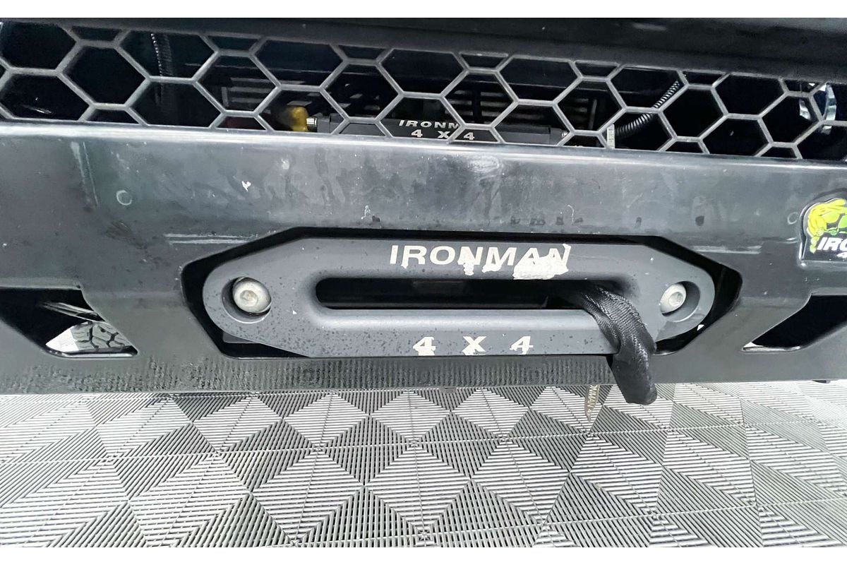 2020 Toyota Hilux SR5 GUN126R 4X4