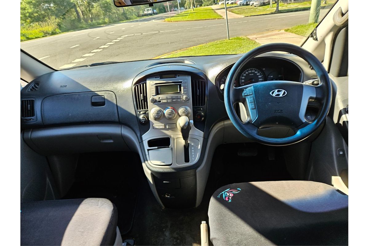2014 Hyundai iMax TQ-W