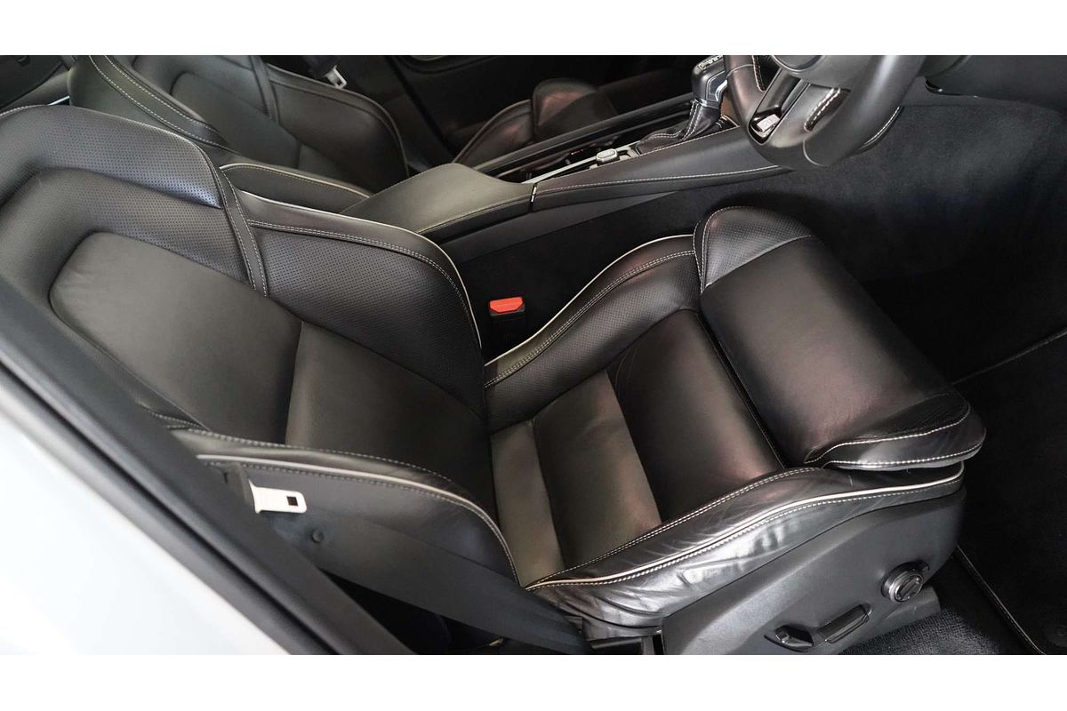 2019 Volvo XC90 D5 R-Design