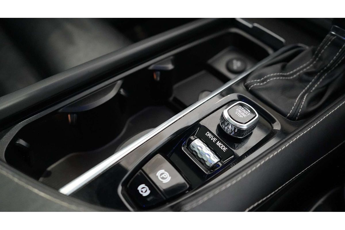 2019 Volvo XC90 D5 R-Design