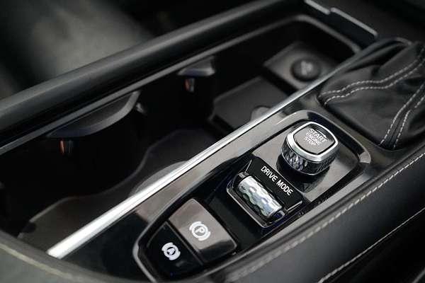 2019 Volvo XC90 D5 R-Design