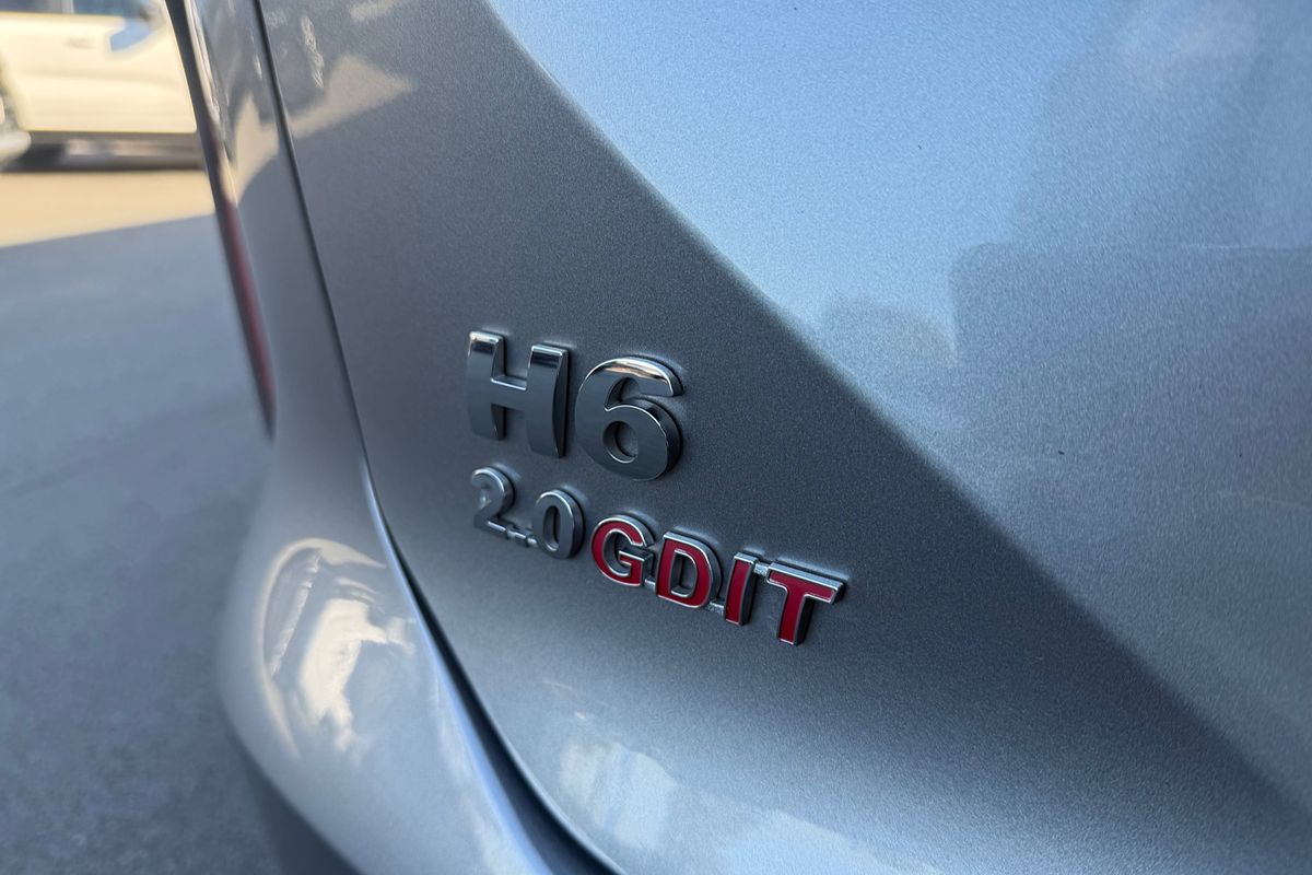 2021 GWM H6 Ultra B01