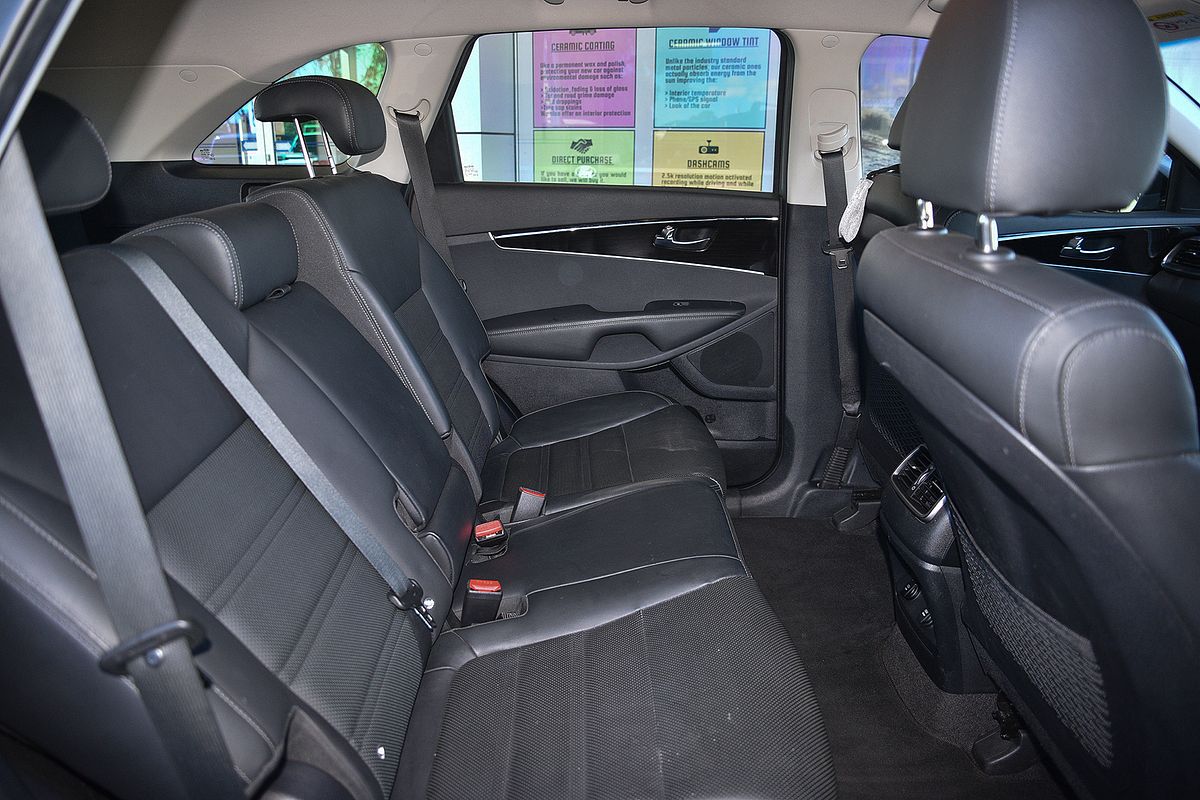 2019 Kia Sorento Sport UM