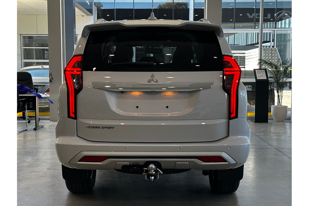 2024 Mitsubishi Pajero Sport Exceed QF