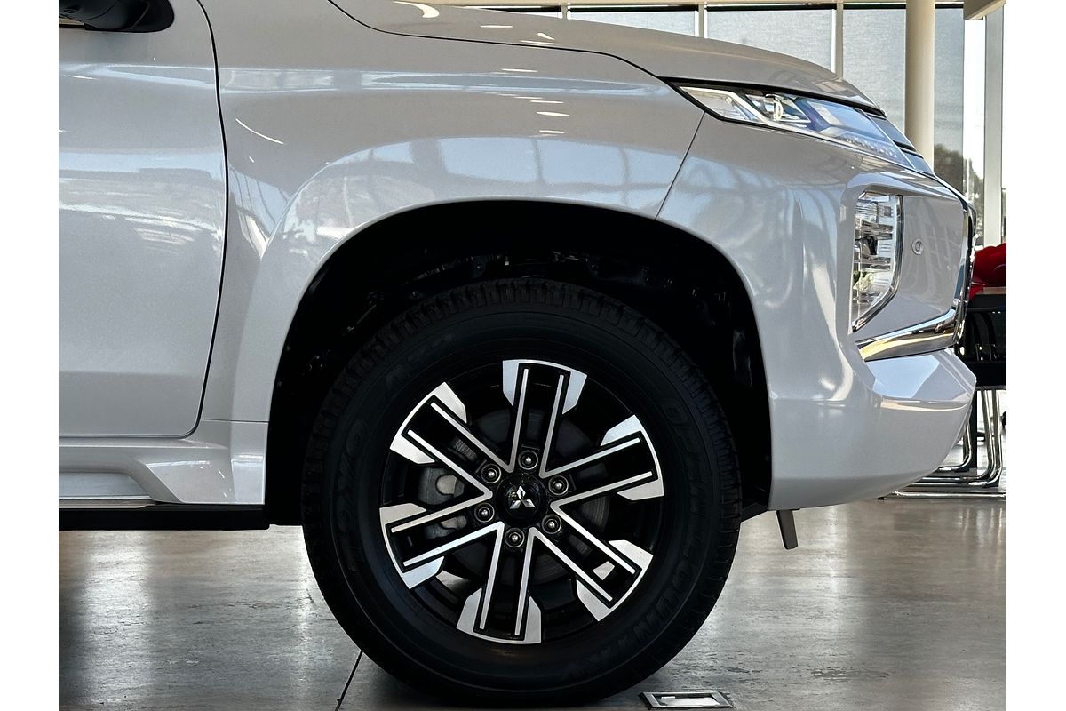 2024 Mitsubishi Pajero Sport Exceed QF
