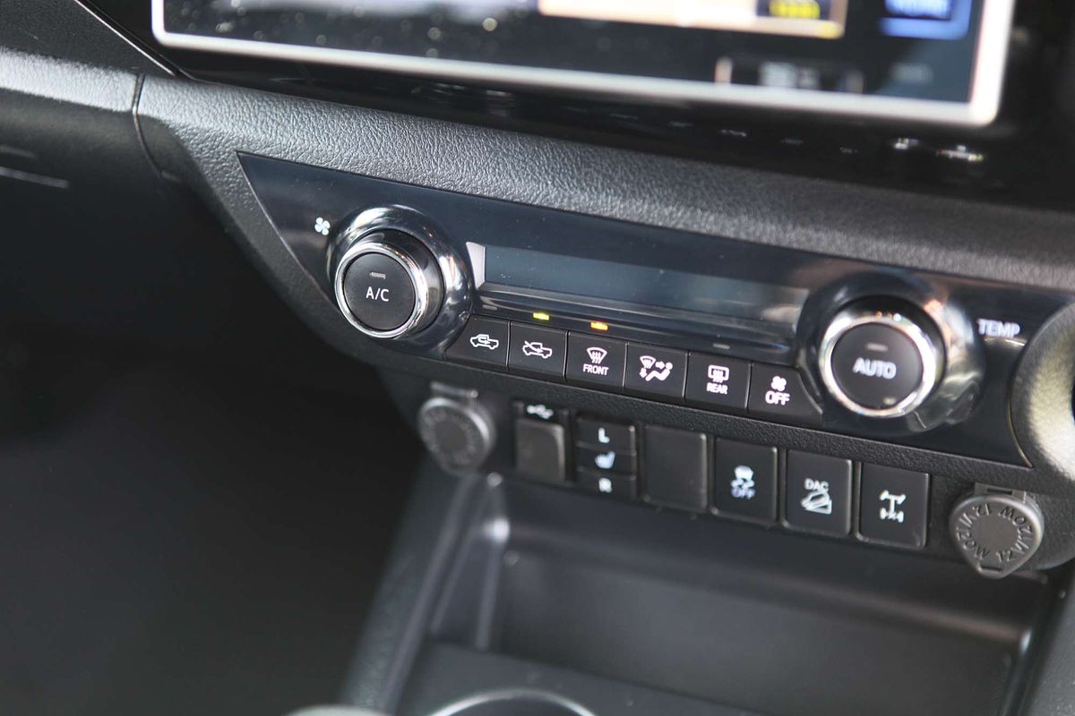 2019 Toyota Hilux Rogue GUN126R 4X4