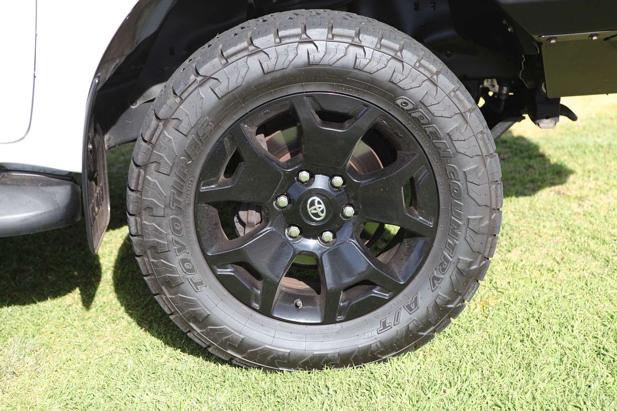 2019 Toyota Hilux Rogue GUN126R 4X4