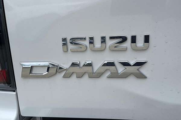 2025 Isuzu D-MAX X-TERRAIN 4X4