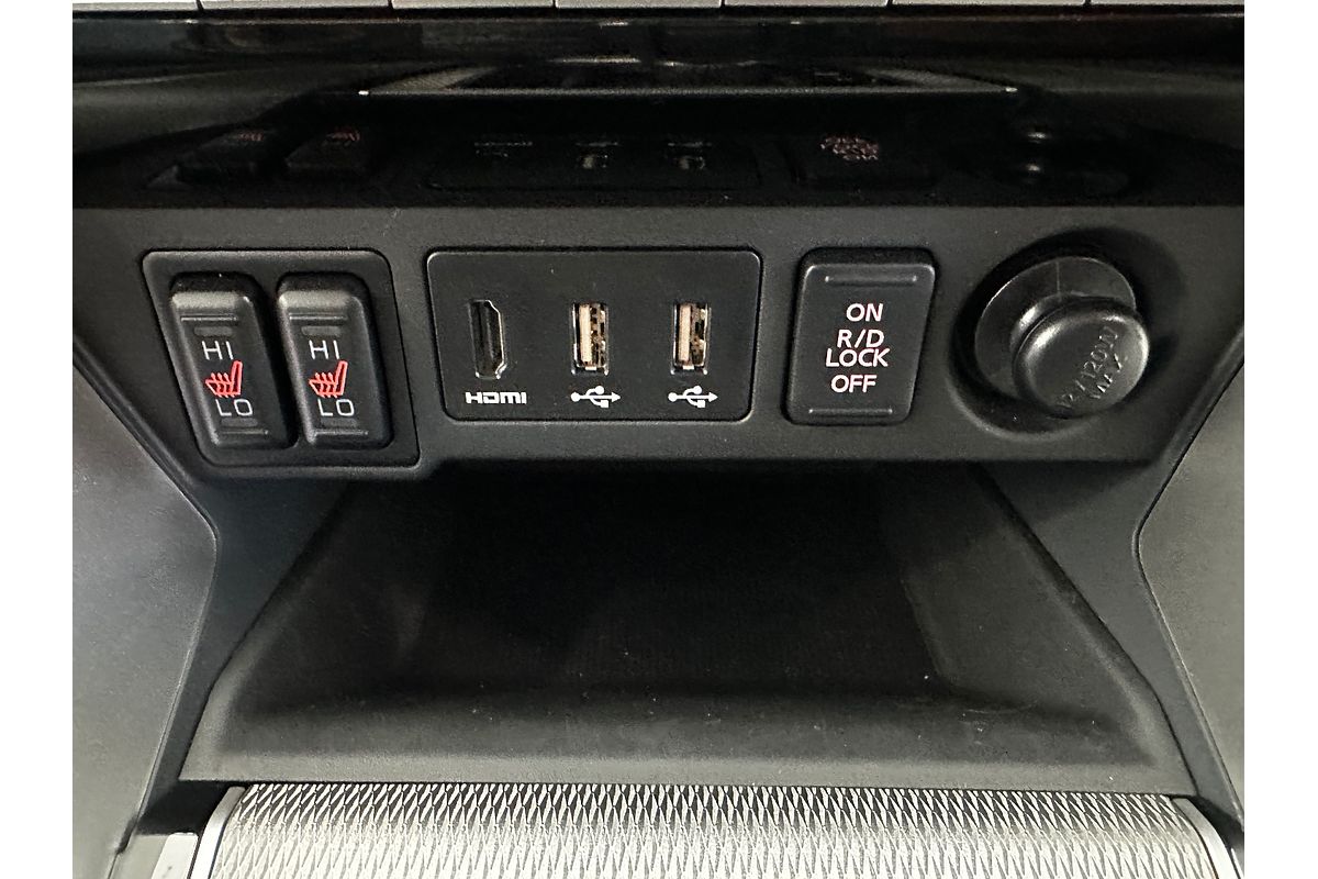 2024 Mitsubishi Pajero Sport Exceed QF