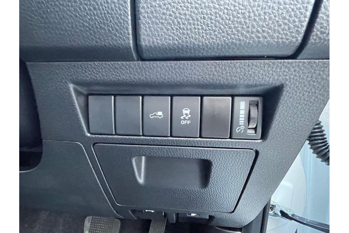 2025 Isuzu D-MAX X-TERRAIN 4X4