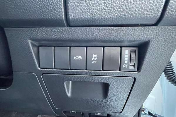 2025 Isuzu D-MAX X-TERRAIN 4X4