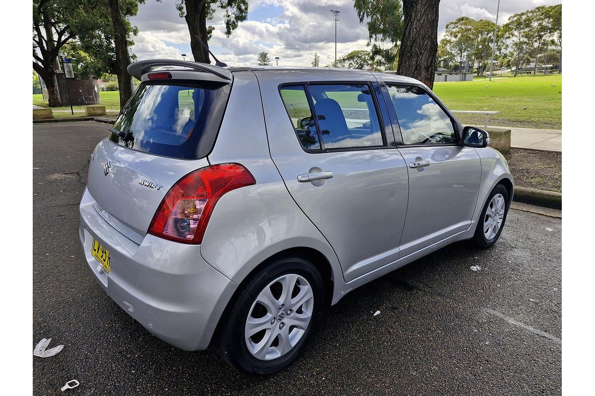 2010 Suzuki Swift RE4 RS415