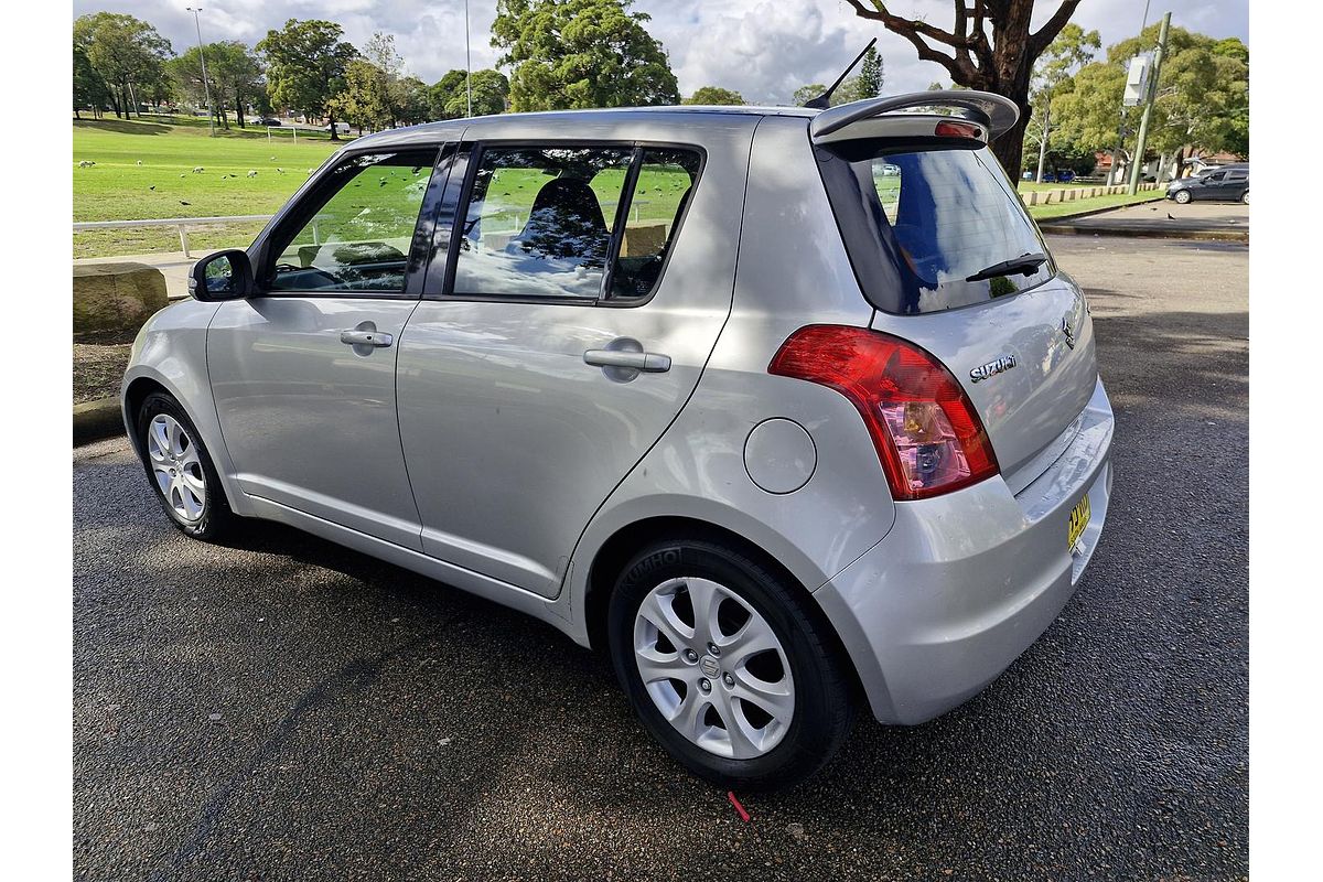 2010 Suzuki Swift RE4 RS415