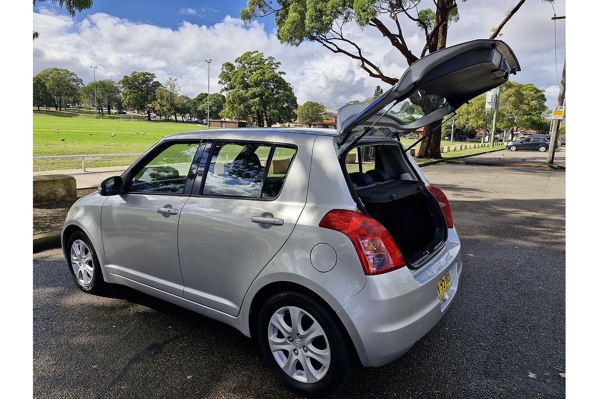2010 Suzuki Swift RE4 RS415