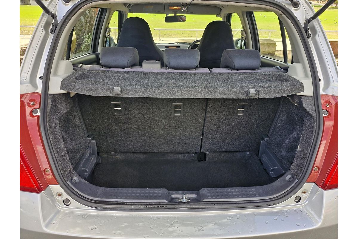 2010 Suzuki Swift RE4 RS415
