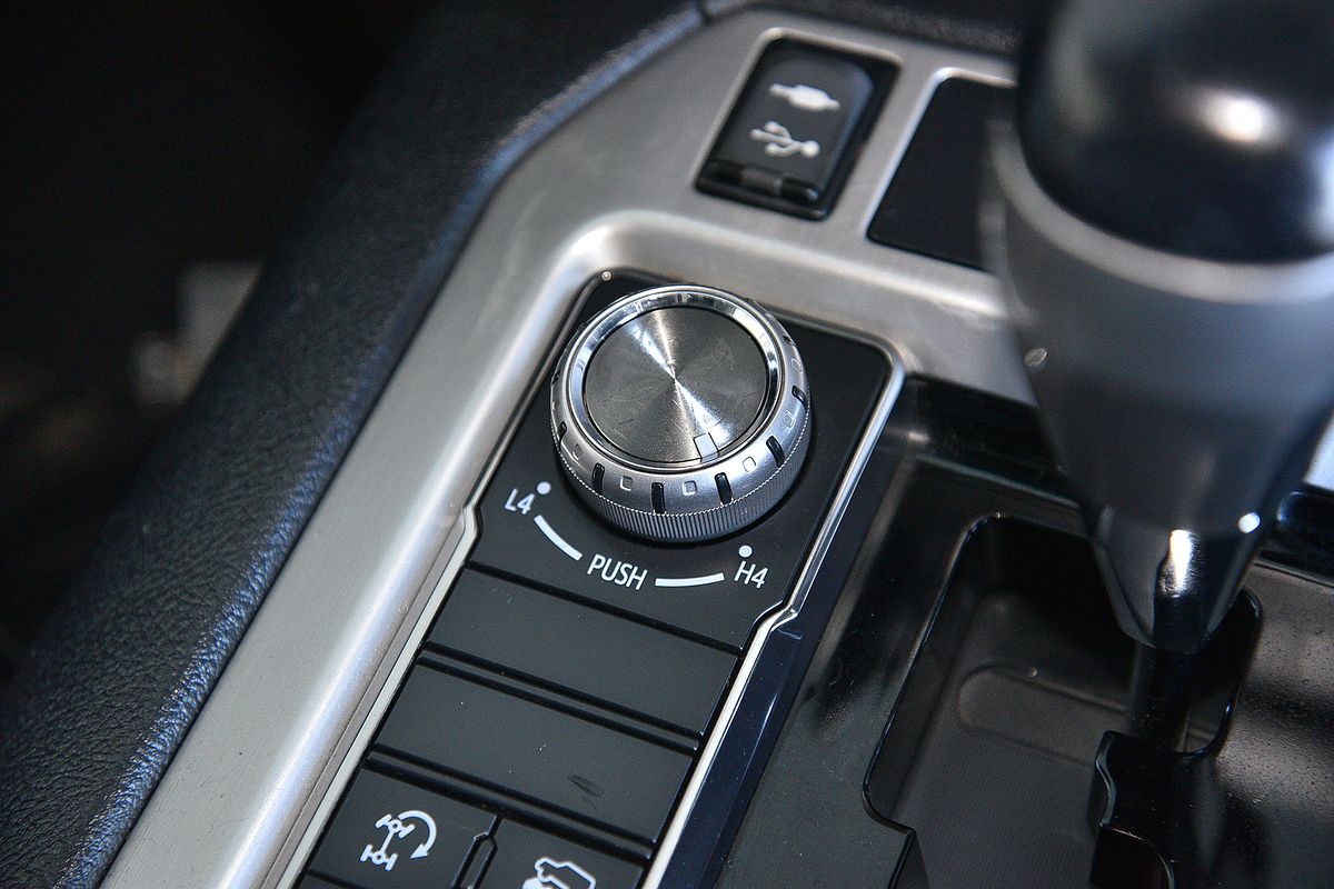 2016 Toyota Landcruiser VX VDJ200R