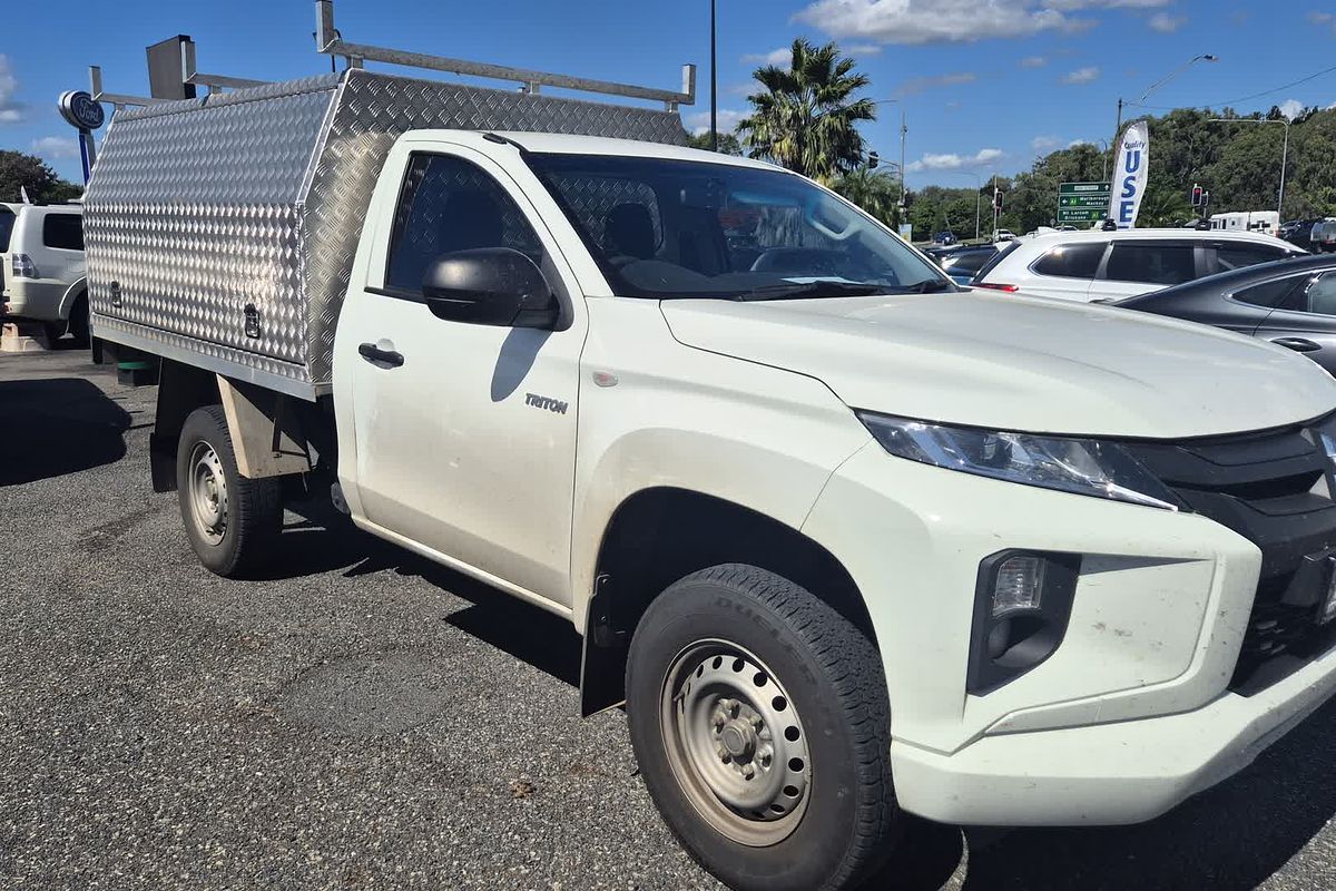 2022 Mitsubishi Triton GLX MR Rear Wheel Drive