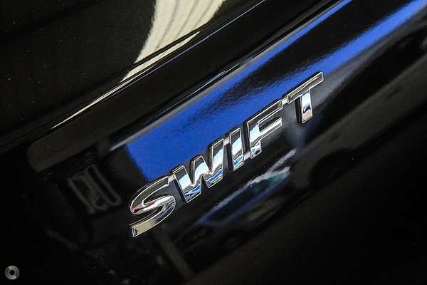 2024 Suzuki Swift Hybrid GLX UZ