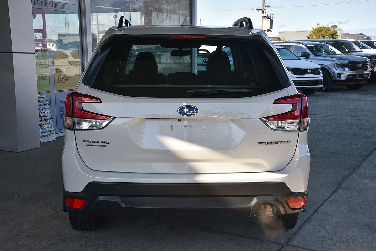 2023 Subaru Forester 2.5i 50 Years Edition S5