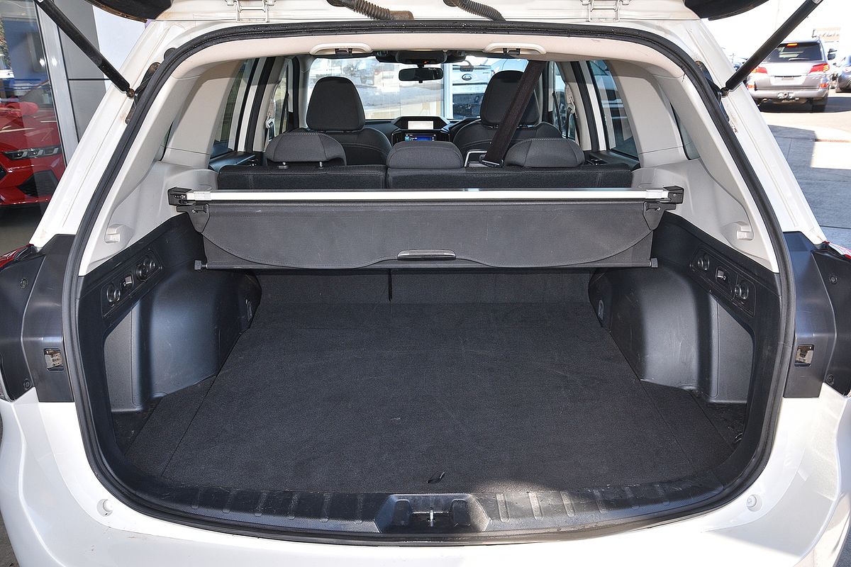 2023 Subaru Forester 2.5i 50 Years Edition S5