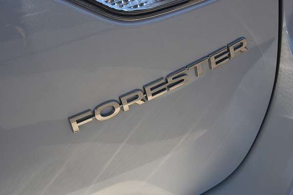 2023 Subaru Forester 2.5i 50 Years Edition S5