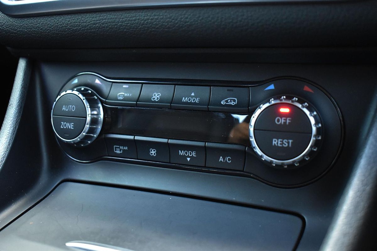 2015 Mercedes-Benz CLA-Class CLA200 C117