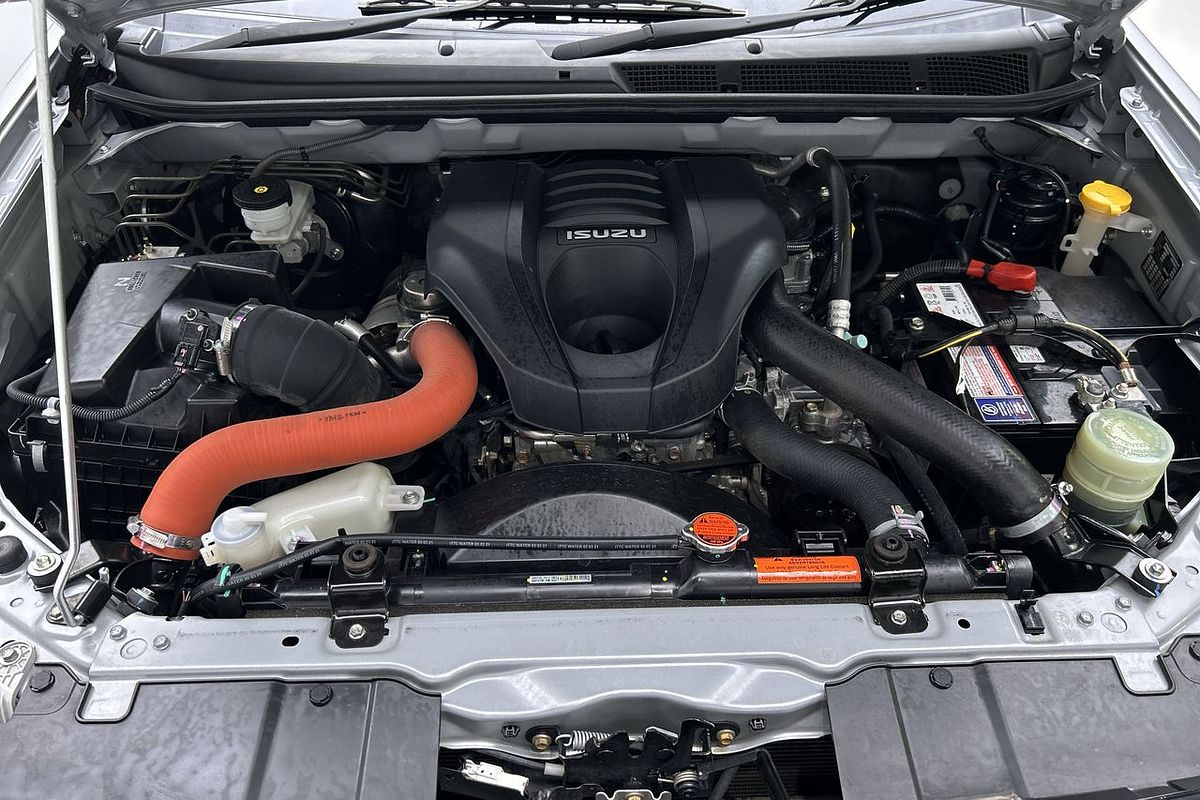 2021 Isuzu MU-X LS-U