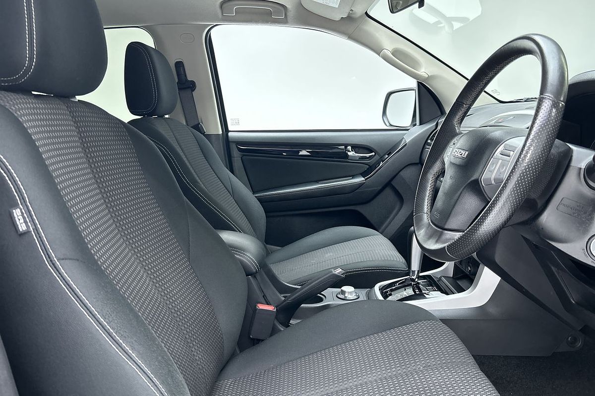 2021 Isuzu MU-X LS-U