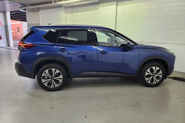 2025 Nissan X-TRAIL ST-L T33