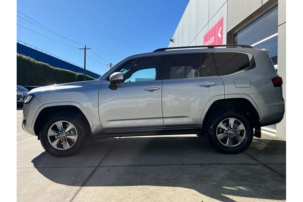 2022 Toyota Landcruiser VX FJA300R