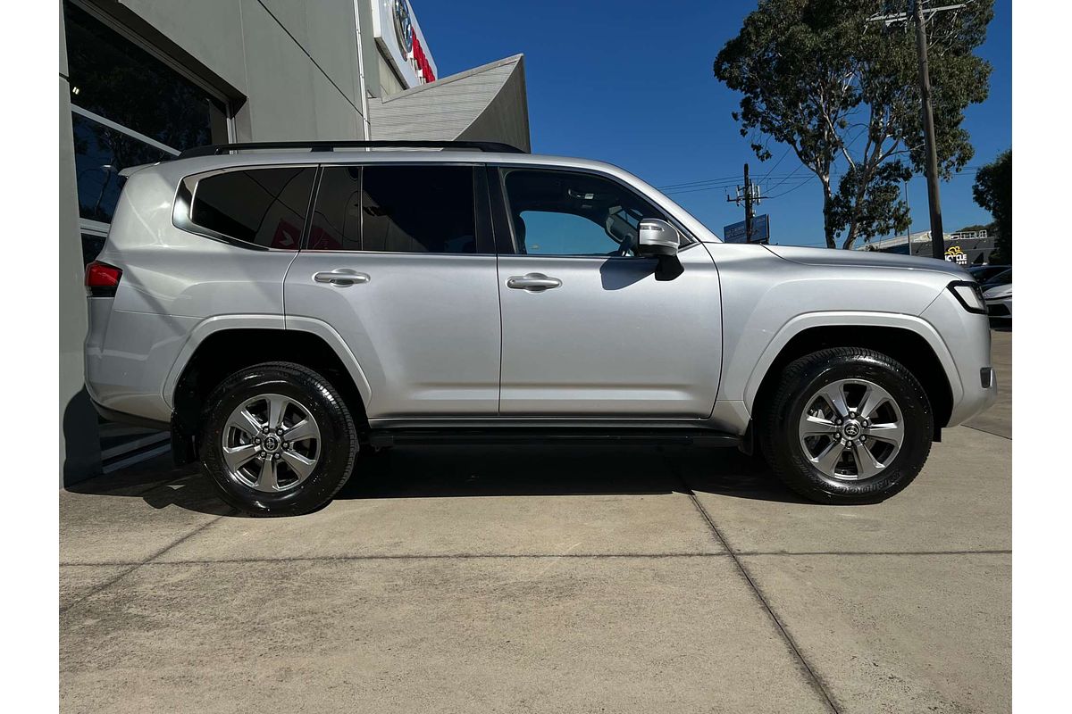 2022 Toyota Landcruiser VX FJA300R