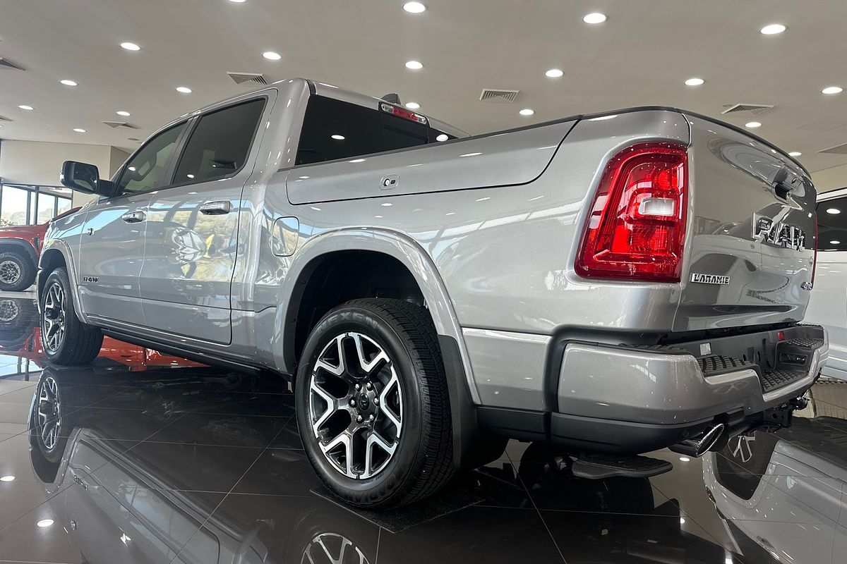 2025 RAM 1500 Laramie Sport Hurricane SO RamBox DT 4X4 SWB